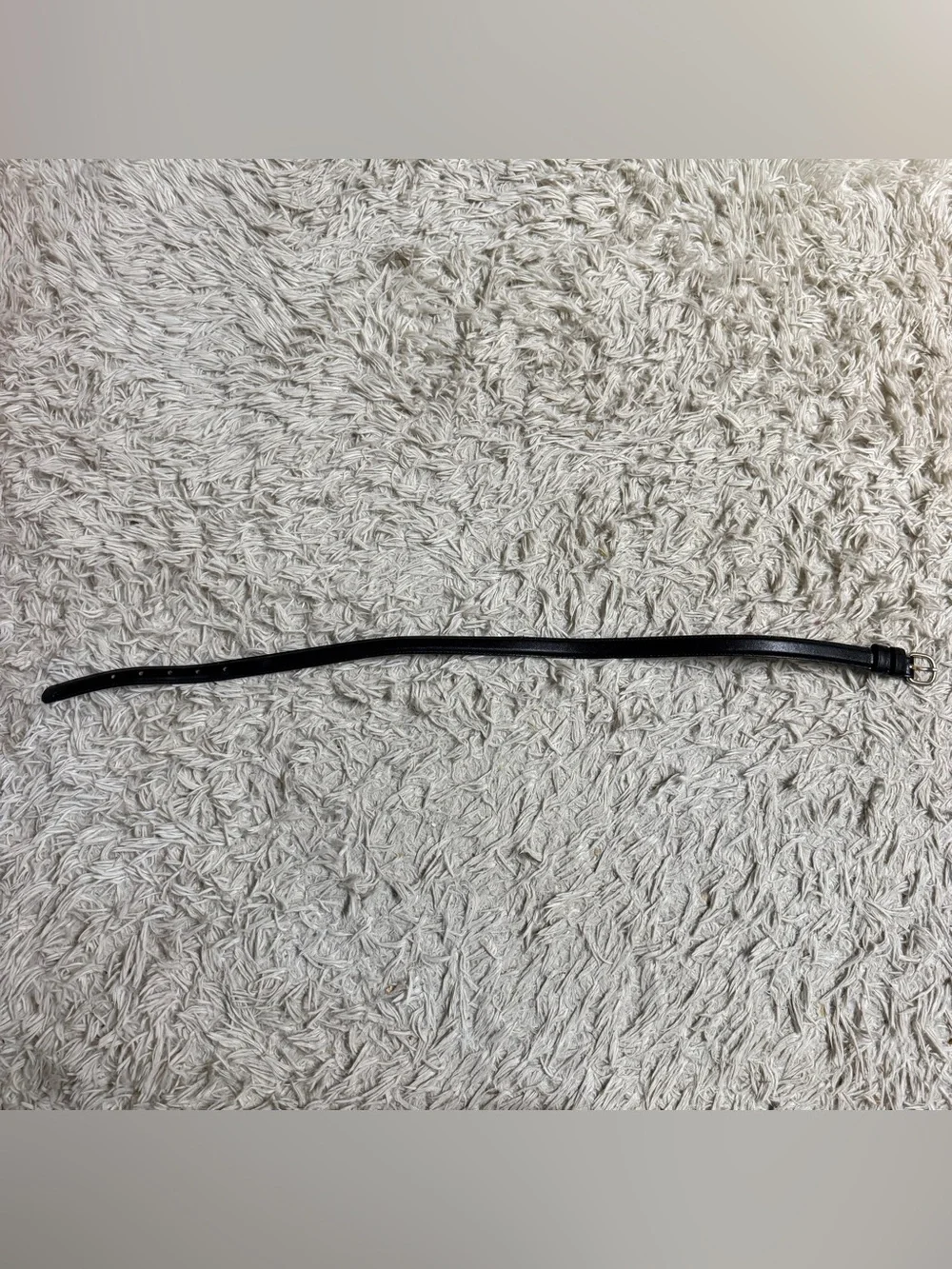 Child’s Medium Black Leather Belt. Good Condition. 33.5 inches long.
